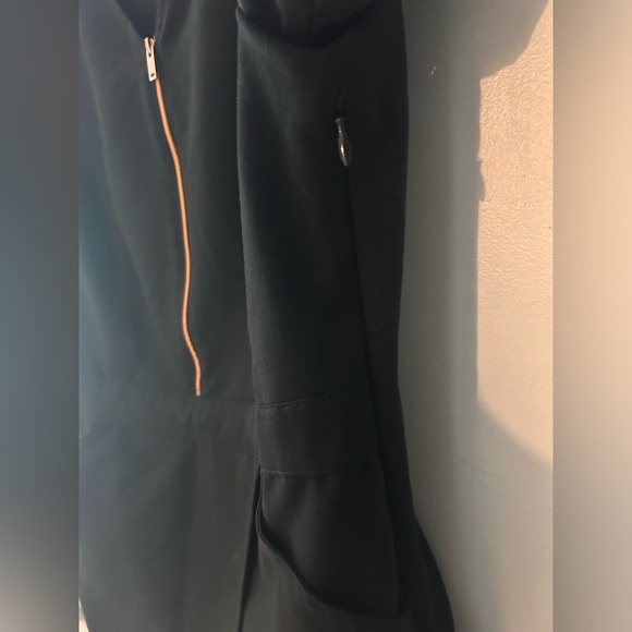 Jaanuu Tulip Scrub Top (limited edition) - Picture 6 of 6